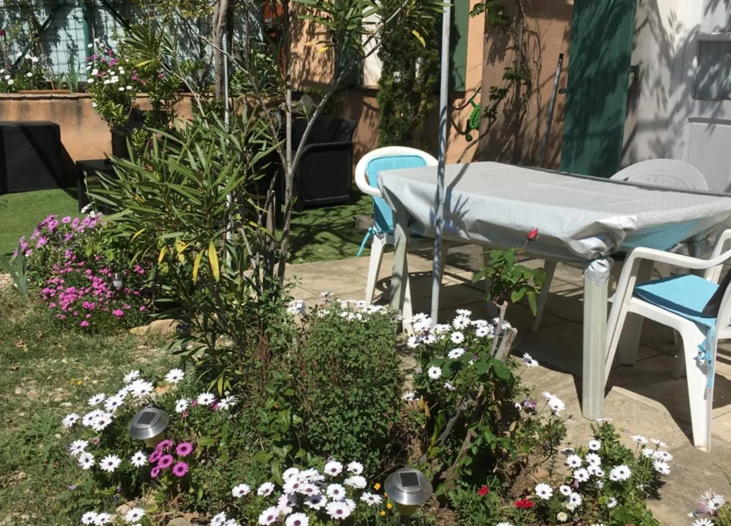 Gite Avec Piscine Mes Vacances En Provence A Beaumes De Venise Бом-де-Вениз