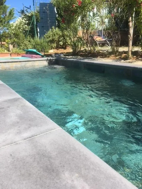 Gite Avec Piscine Mes Vacances En Provence A Beaumes De Venise 0*, Бом-де-Вениз